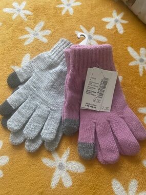 Kids Touchscreen Knit Gloves - Pink and Light Gray